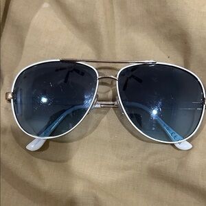 Jessica Simpson Silver Aviator Sunglasses with Blue Gradient Lenses